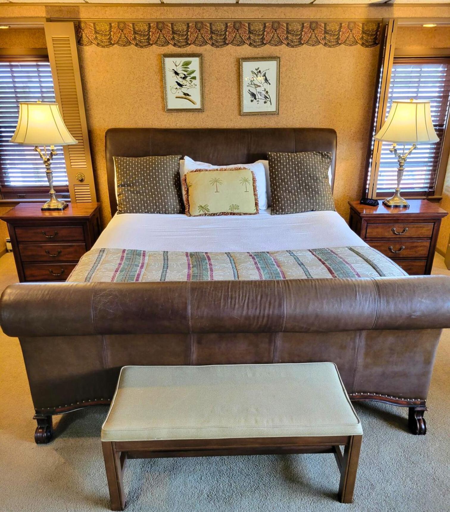 Altland House Inn & Suites Abbottstown Bagian luar foto