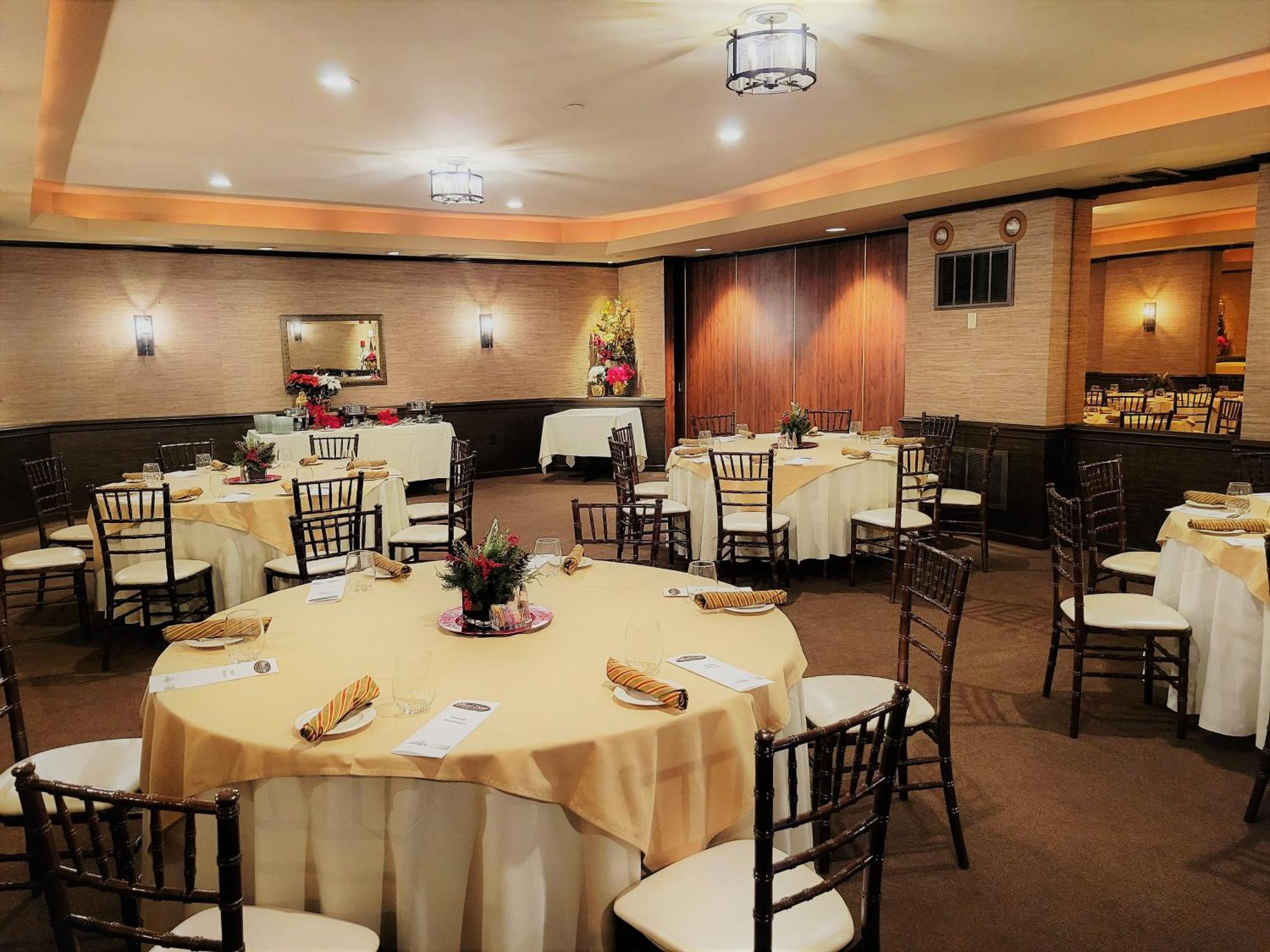 Altland House Inn & Suites Abbottstown Bagian luar foto